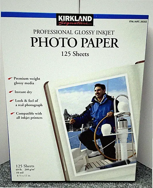 KIRKLAND SIGNATURE PROFESSIONAL INKJET GLOSSY PHOTO PAPER 8.5" X 11" 125 SHEETS